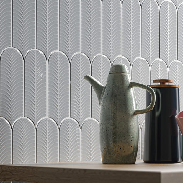 Cifre Alma Scale Pearl - 8x21,5 cm – Wit/Beige - Keramisch - Visschub - Wandtegel - Glans