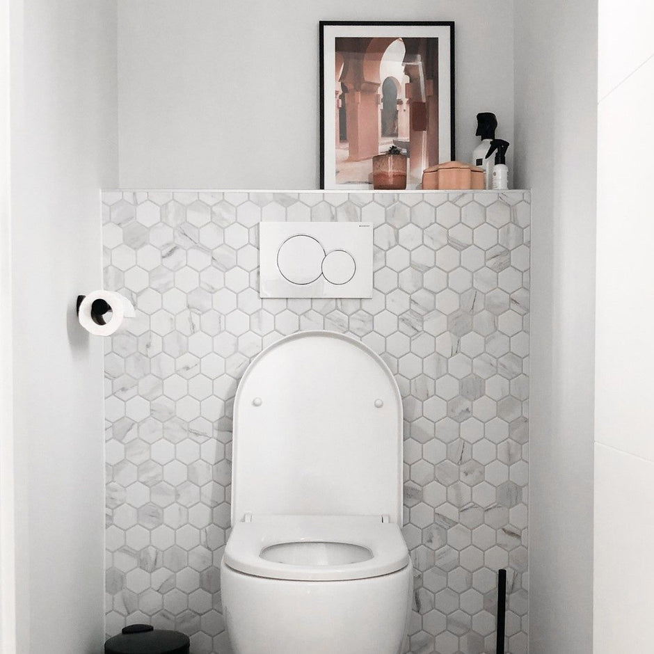The Mosaic Factory Barcelona Mozaiek Tegel Hexagon - Carrara Wit Porselein Print 281x325 mm