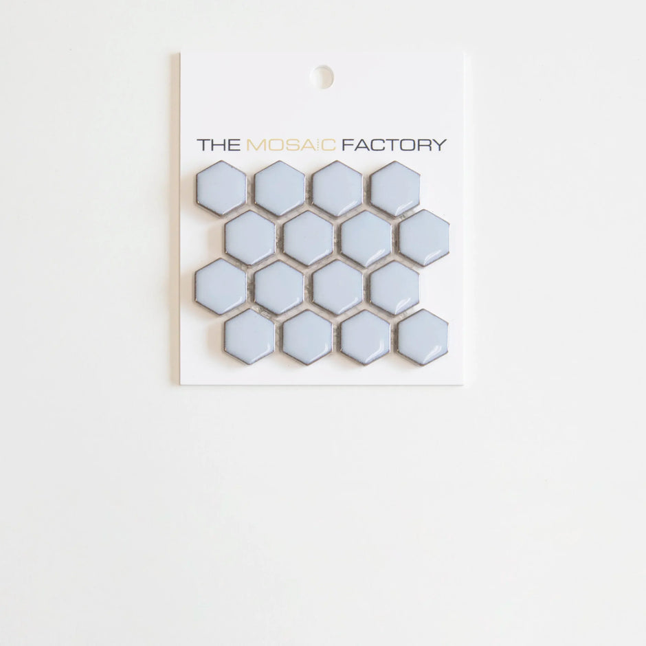 The Mosaic Factory Barcelona Mozaiek Tegel Hexagon - Zacht Blauw met rand Porselein Geglazuurd 260x300 mm