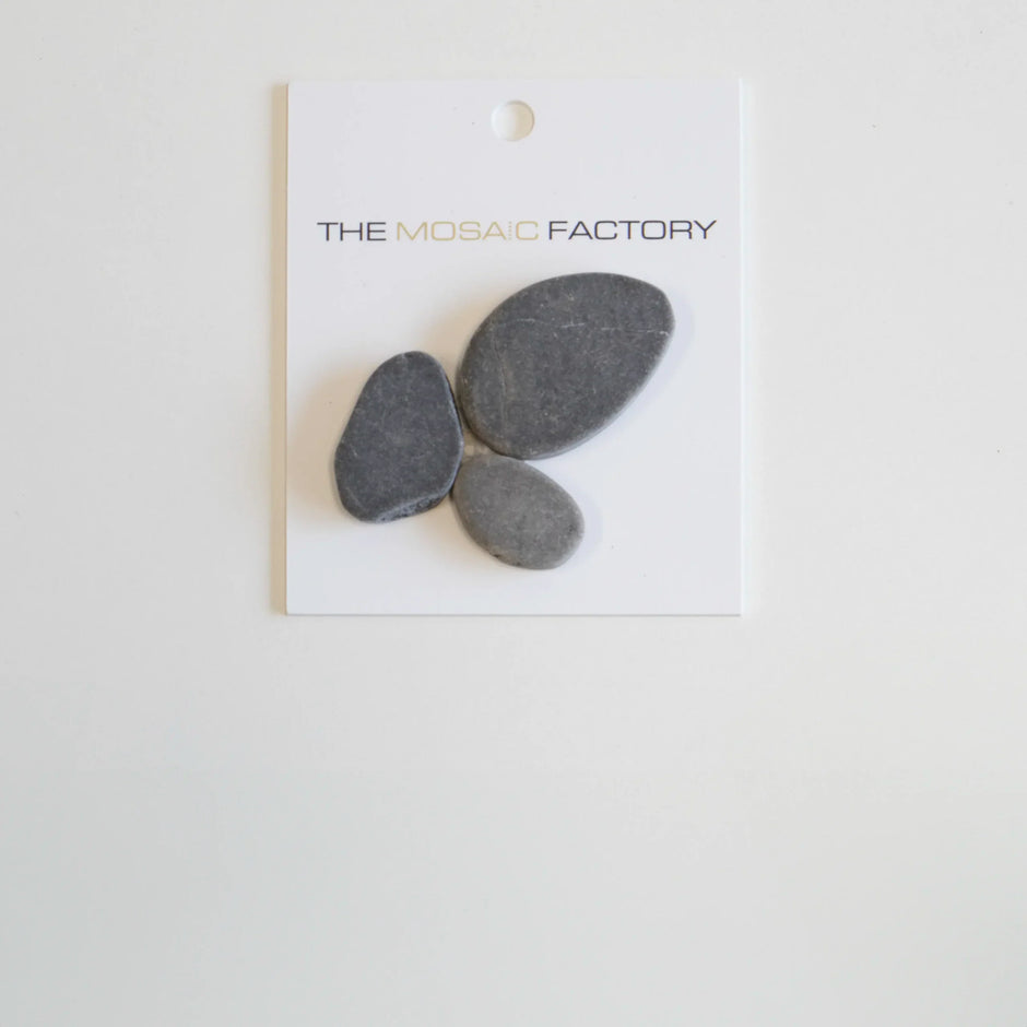 The Mosaic Factory Natural Stone Mozaiek Tegel Pebbles - Dark Grey Marmer Natural 300x300 mm
