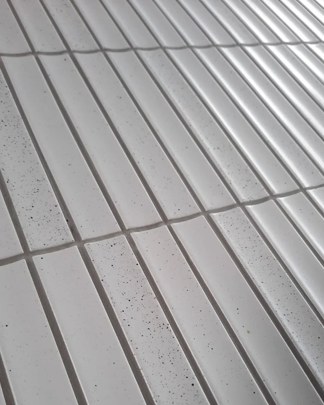 The Mosaic Factory Sevilla Mozaïek Tegel Kitkat Vinger - Mat Stracciatella Porselein Geglazuurd 296x299 mm