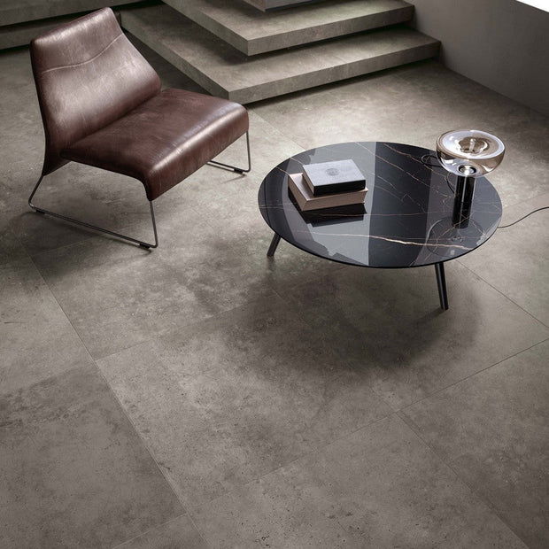 Flaviker HYPER TAUPE 80x80 cm (doosinhoud 1.28 m2)